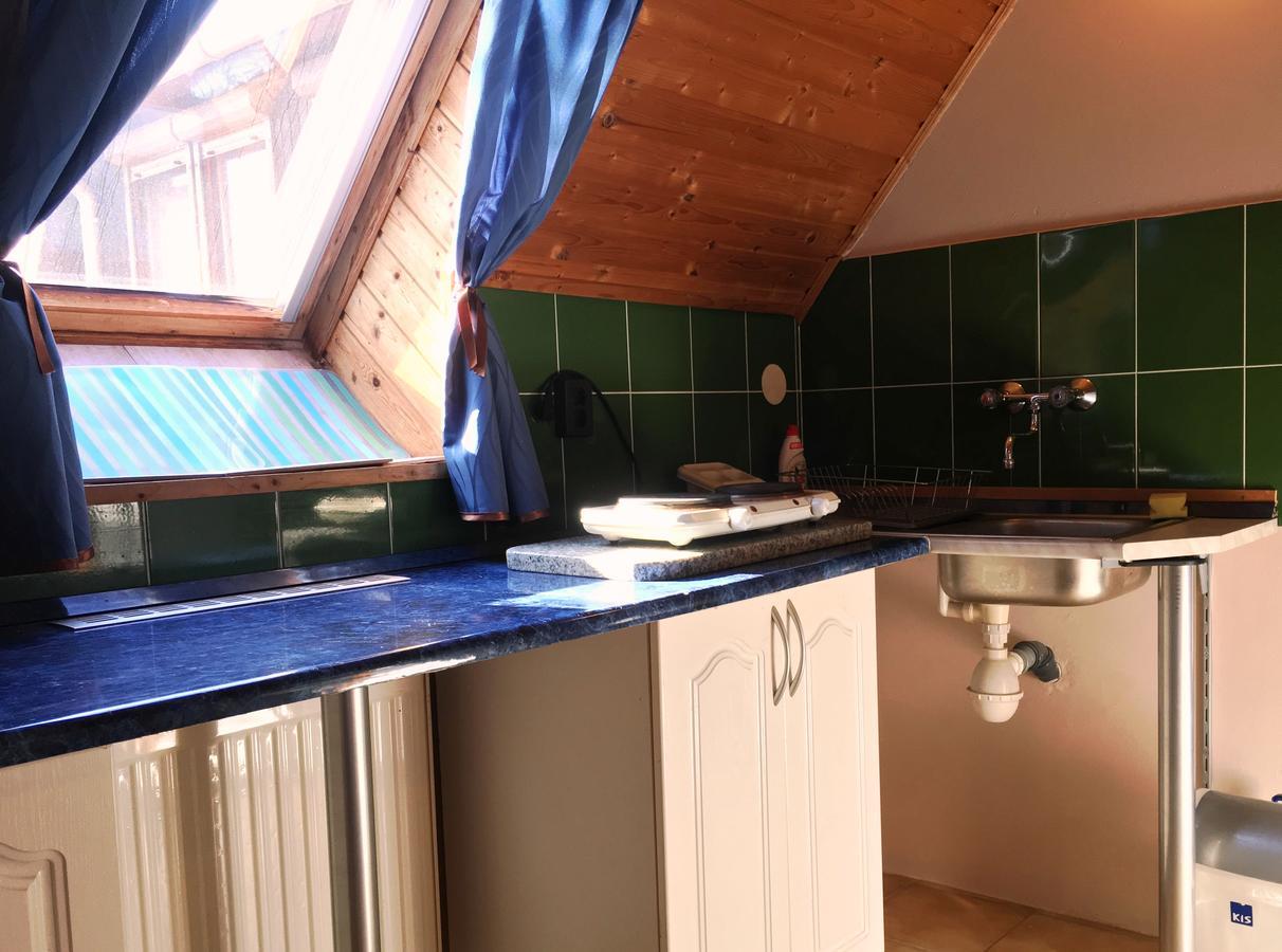 Ferienwohnung Bobita Haza Eplény Exterior foto
