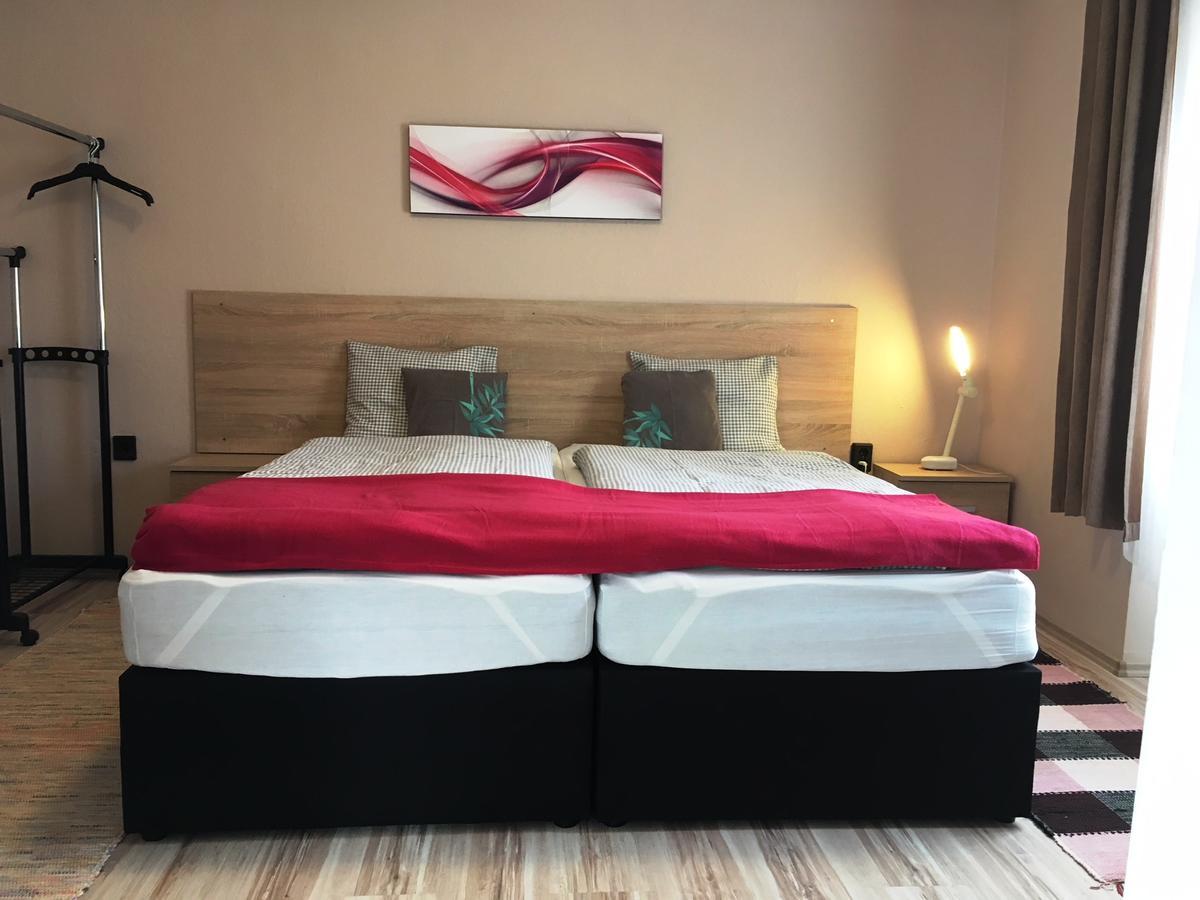 Ferienwohnung Bobita Haza Eplény Exterior foto